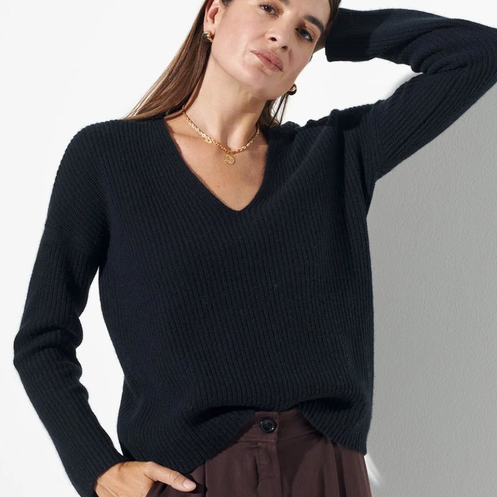 The Very V Sweater -Size XS - Picture 2 of 5